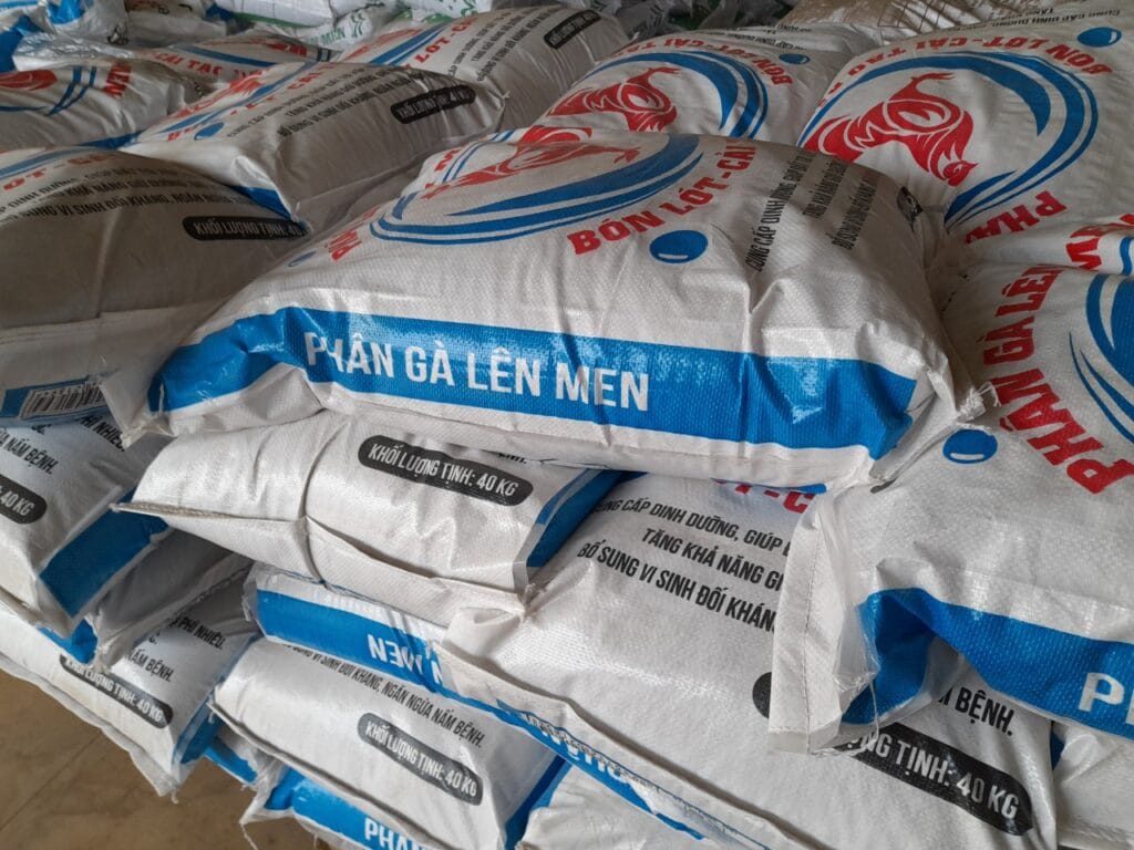 Phân Gà Lên Men TKS - Cải Tạo Đất, Phục Hồi Đất Bạc Màu